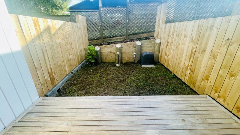 2/26 Springvale Drive, Fairview Heights, Auckland - Carousel 12