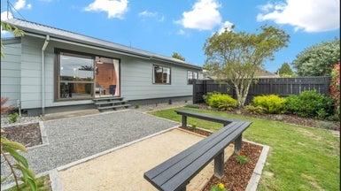 46A Thackeray Street, Trentham, Upper Hutt - Carousel 1