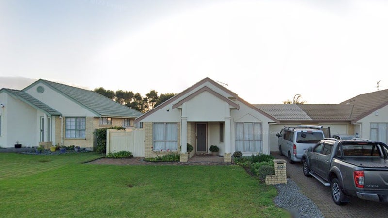 49 Fernbrook Close, Burswood, Auckland - Carousel 1