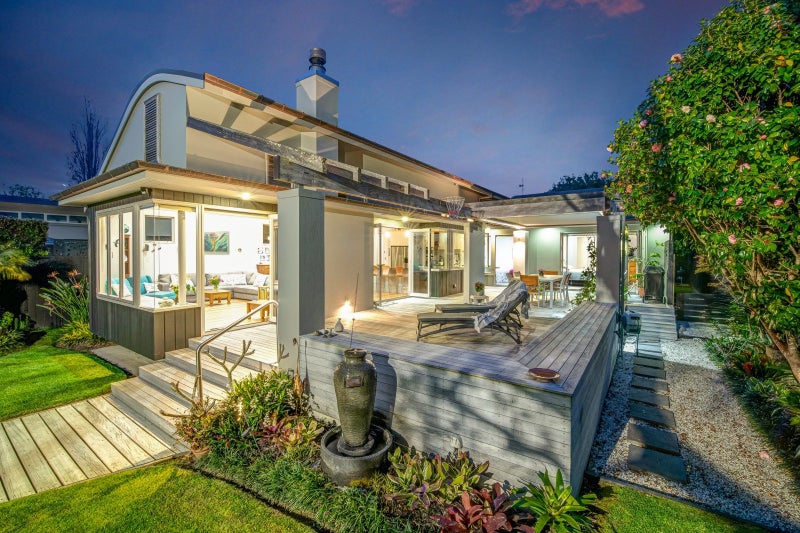 12 Ardlui Avenue, Manly, Whangaparaoa - Carousel 1