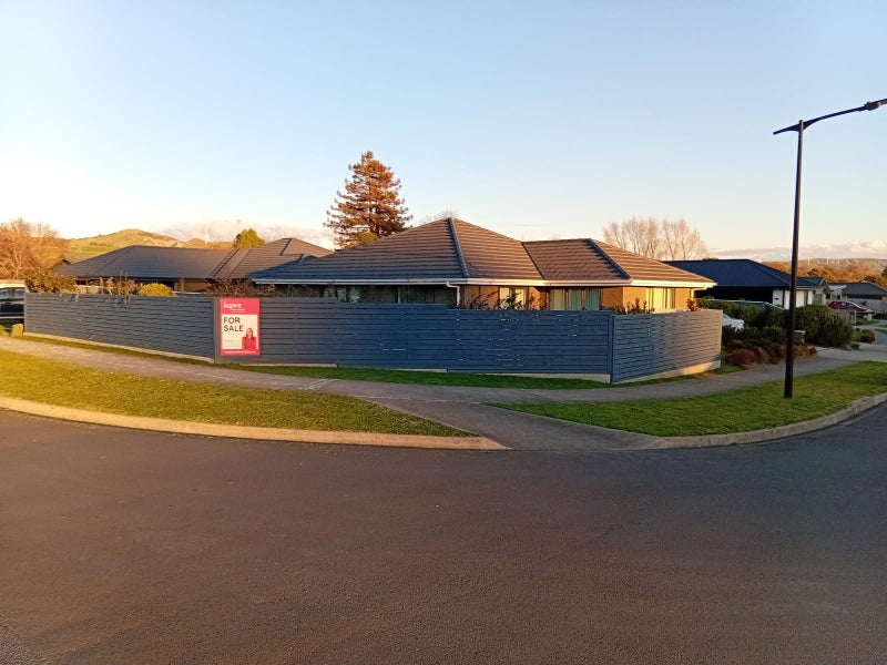 1 Monarch Drive, Ashhurst, Ashhurst - Carousel 22