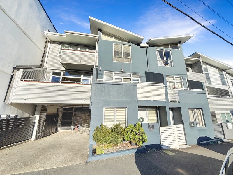 11/185 Tasman Street, Mount Cook, Wellington - Carousel 1