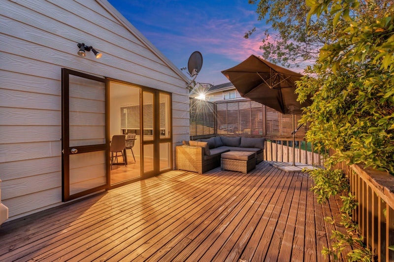 2/30 Glen Vista Place, Bayview, Auckland - Carousel 2