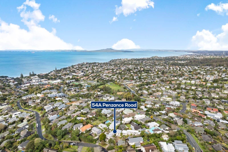 54A Penzance Road, Mairangi Bay, Auckland - Carousel 50