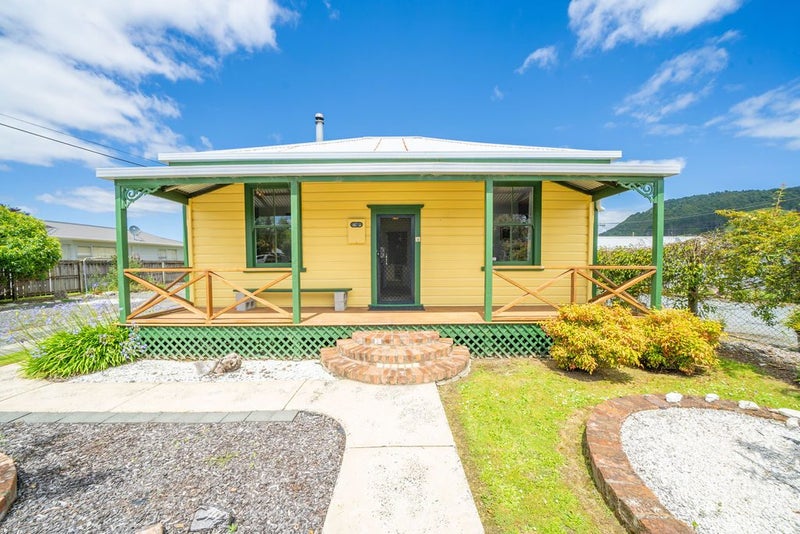 9 King Street, Hikurangi, Hikurangi - Carousel 1