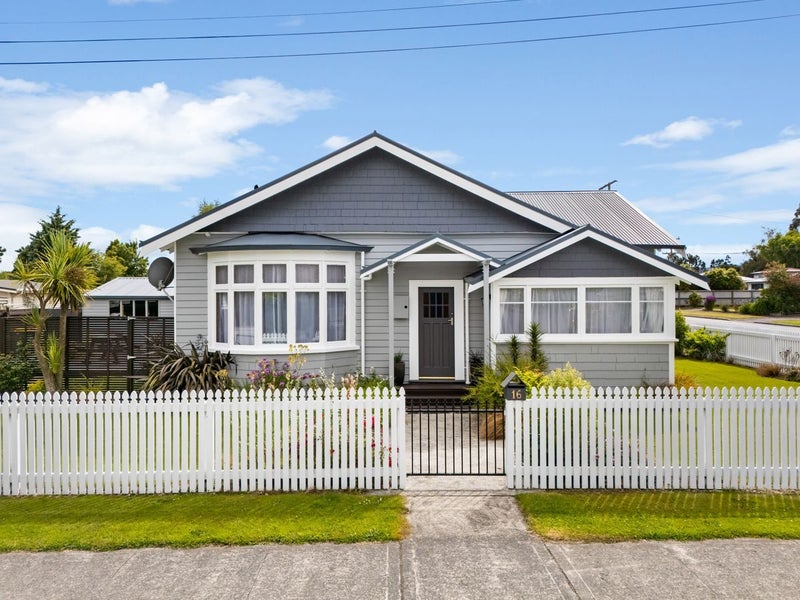 16 Springfield Road, Milton - Carousel 2