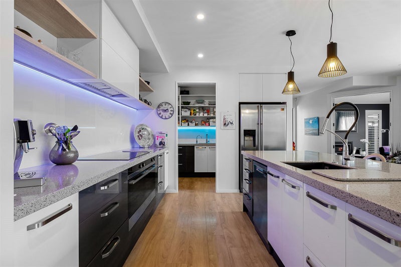 88 Grayshott Avenue, Casebrook, Christchurch - Carousel 2