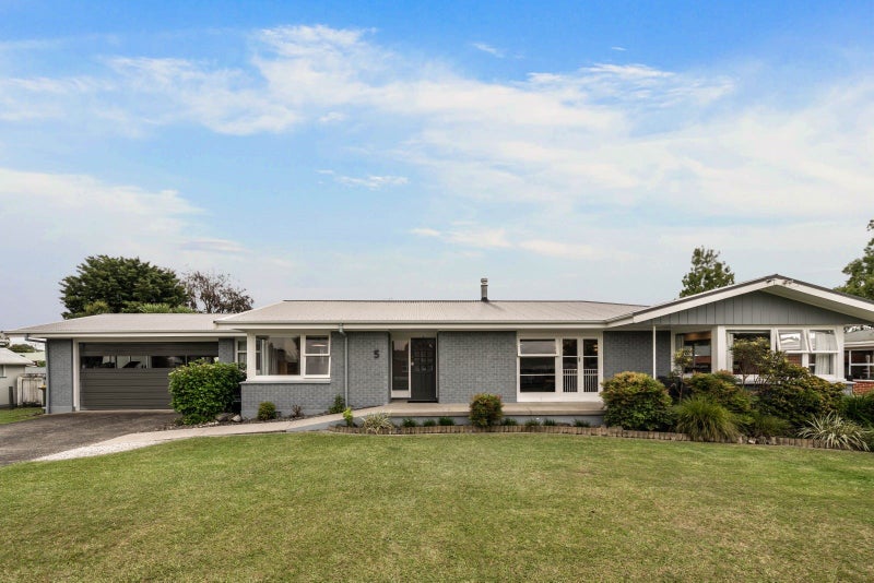 5 Garrick Place, Beerescourt, Hamilton - Carousel 1