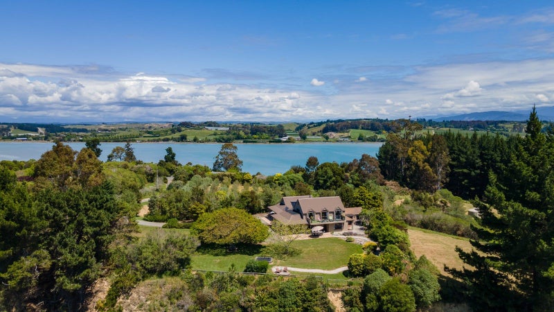 201 Kina Peninsula Road, Tasman, Upper Moutere - Carousel 2