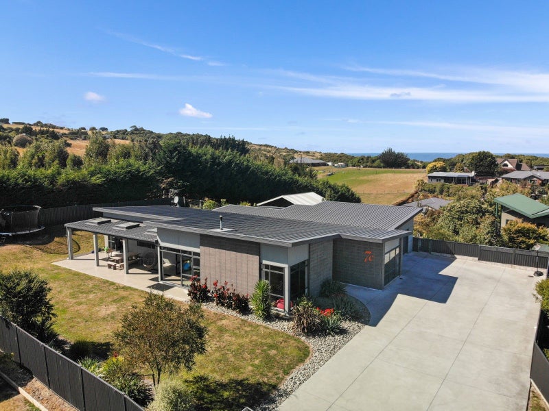 7C Friendship Drive, Waldronville, Dunedin - Carousel 1