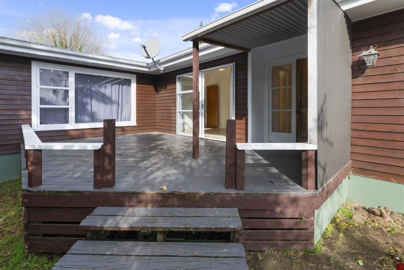 14 Michael Place, Mangakakahi, Rotorua - Carousel 2