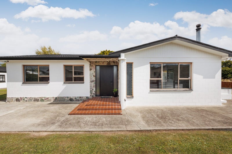 23 Sutherland Crescent, Westbrook, Palmerston North - Carousel 2