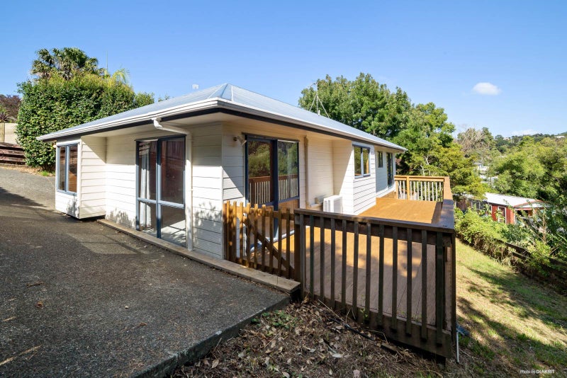 2/101 Stredwick Drive, Torbay, Auckland - Carousel 1
