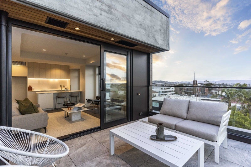 303/393 Great North Road, Grey Lynn, Auckland - Carousel 1