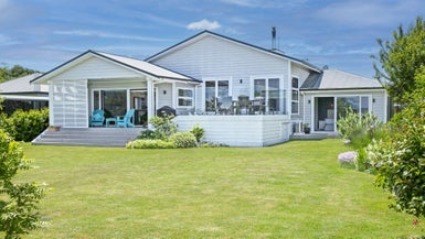 11 Pukeko Way, Taupo - Carousel 1