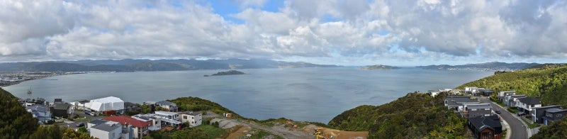 28 Bennett Grove, Newlands, Wellington - Carousel 2