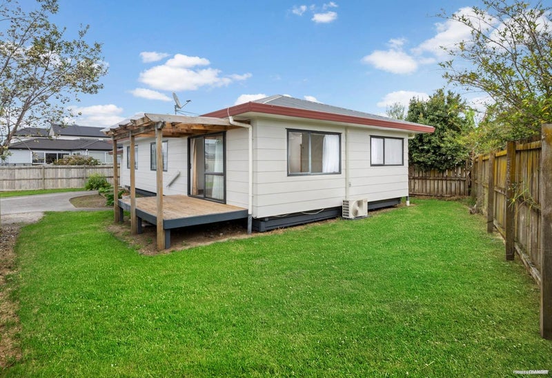 2/36 Convair Crescent, Māngere, Auckland - Carousel 2