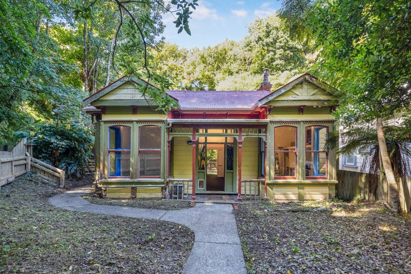 44 Devon Street, Aro Valley, Wellington - Carousel 1