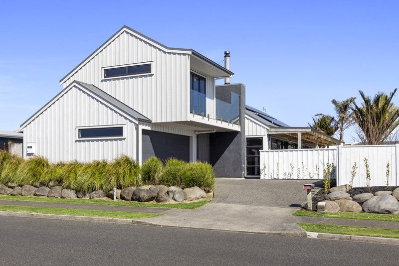 57 Dillon Drive, Bell Block, New Plymouth - Carousel 1