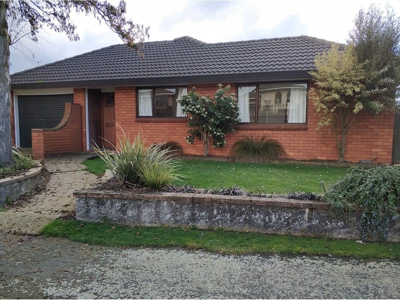 17 Windsor Place, Mosgiel, Mosgiel - Carousel 2