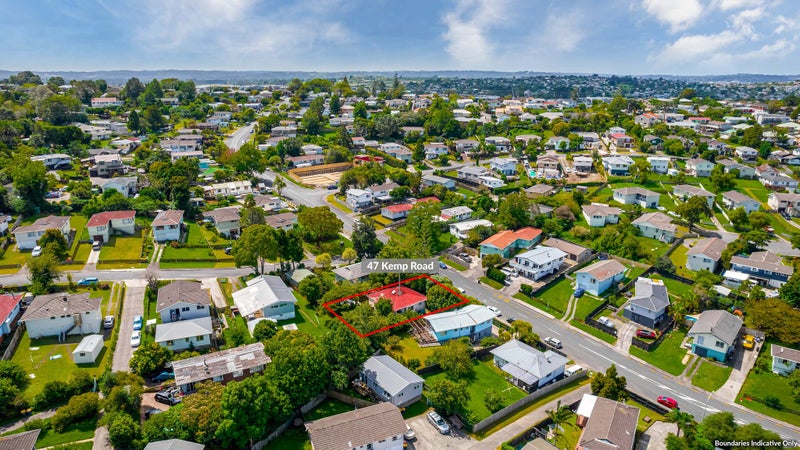 47 Kemp Road, Massey, Auckland - Carousel 1