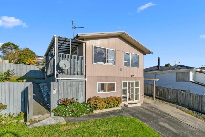 53 Athenic Avenue, Lynfield, Auckland - Carousel 2