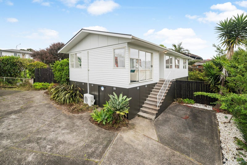 24 Kirby Street, Glendene, Auckland - Carousel 1
