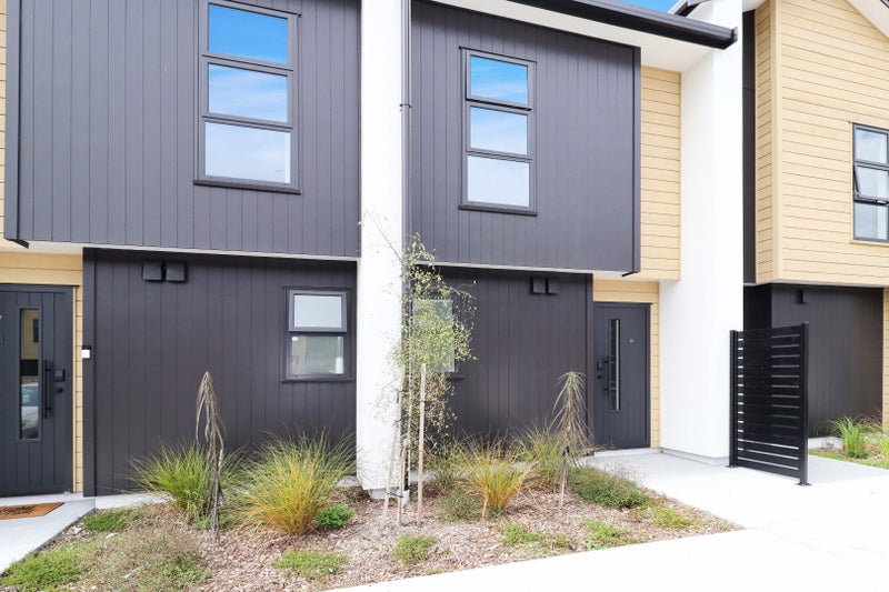 14 Te Ara o Papatahi, Wainuiomata, Lower Hutt - Carousel 15