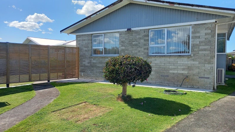 6 Riccarton Place, Dinsdale, Hamilton - Carousel 2