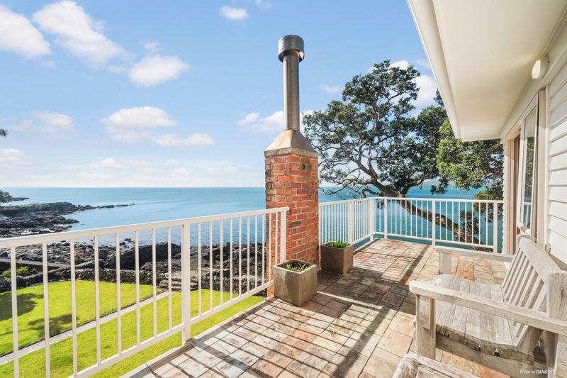 1/259 Hurstmere Road, Takapuna, Auckland - Carousel 2