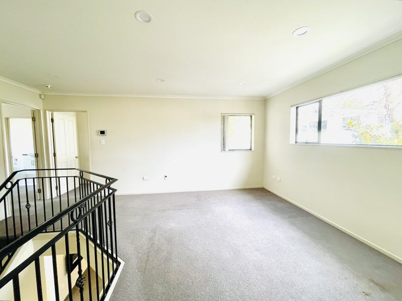 25 Hira Way, Hillsborough, Auckland - Carousel 16