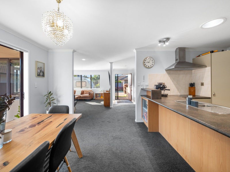 5 Lomond Court, Pyes Pa, Tauranga - Carousel 2