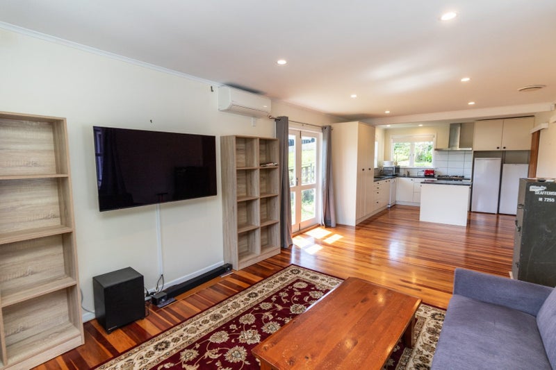 19 Montreal Grove, Kingston, Wellington - Carousel 2