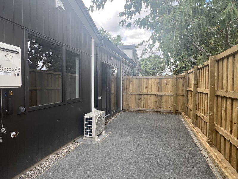 423 Dey Street, Hamilton East, Hamilton - Carousel 10