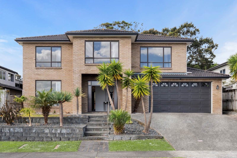 9 Corricvale Way, Northcross, Auckland - Carousel 1