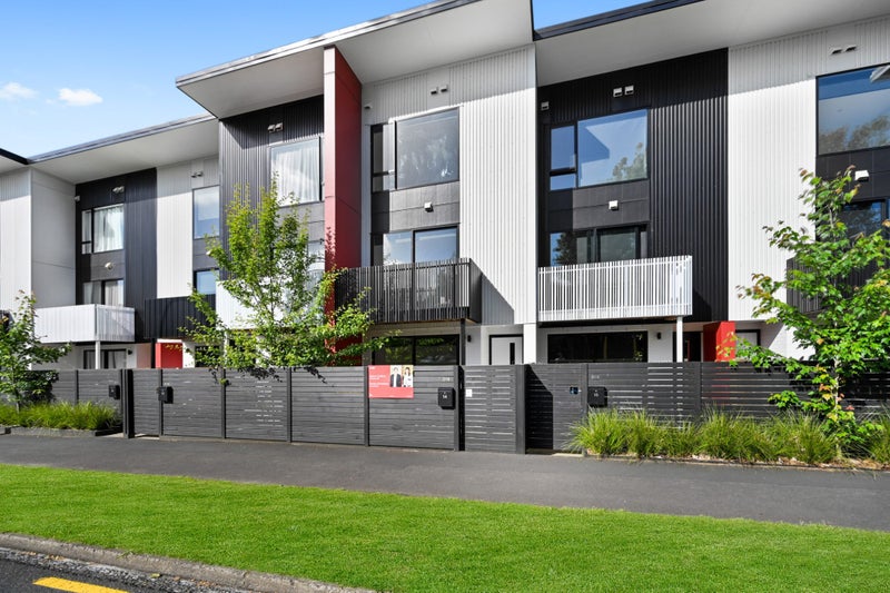 14/216 Tristram Street, Hamilton Central, Hamilton - Carousel 18