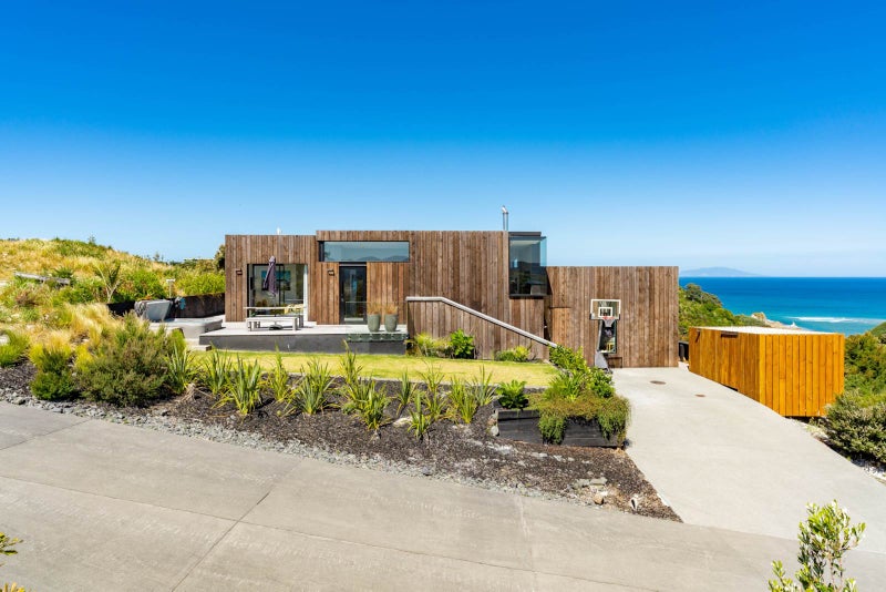 16 Seacoast Road, Mangawhai Heads, Mangawhai - Carousel 2