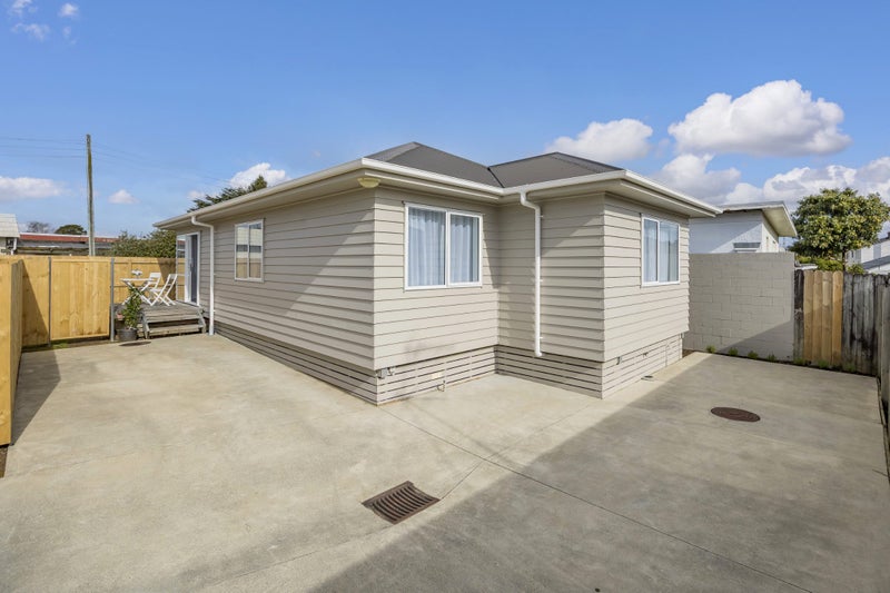 72A Banks Road, Mount Wellington, Auckland - Carousel 1
