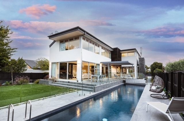 20 Queens Avenue, Merivale, Christchurch - Carousel 1