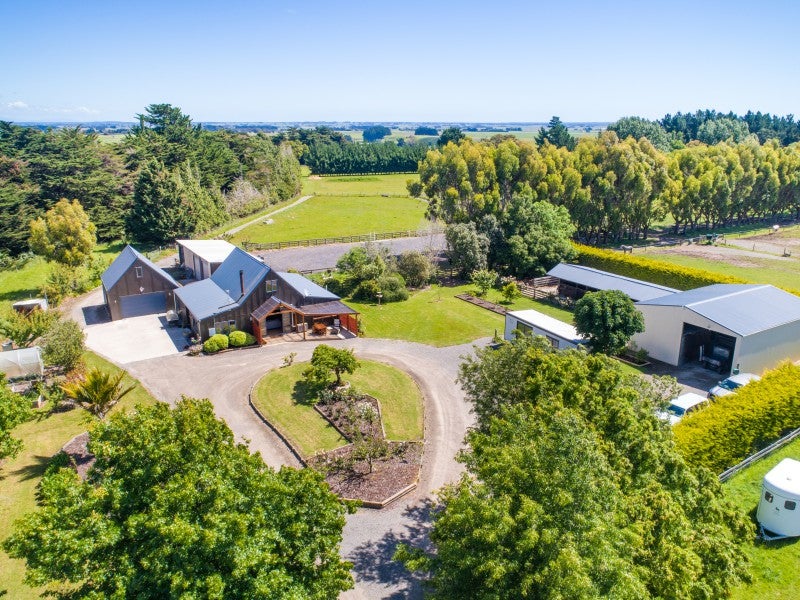 237 Ngaio Road, Halcombe, Palmerston North - Carousel 1