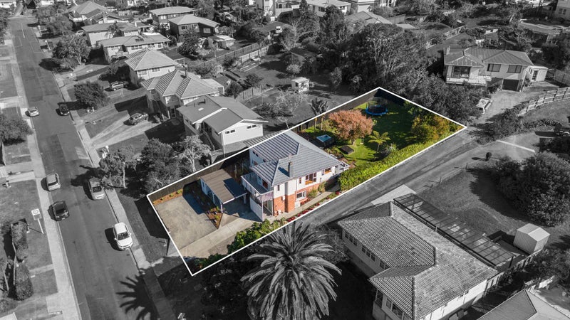 31 Lingfield Street, Glenfield, Auckland - Carousel 1