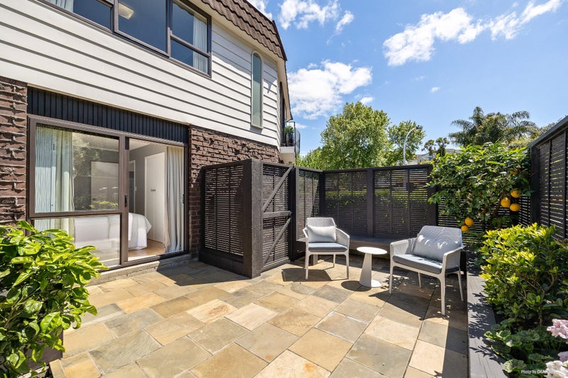 2/47 Vale Road, St Heliers, Auckland - Carousel 2