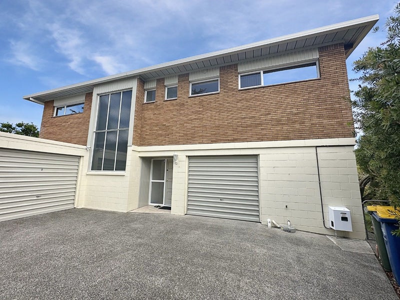 2/270 Glenvar Road, Torbay, Auckland - Carousel 1