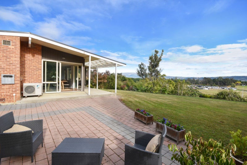5 Main South Road, East Taieri, Mosgiel - Carousel 2