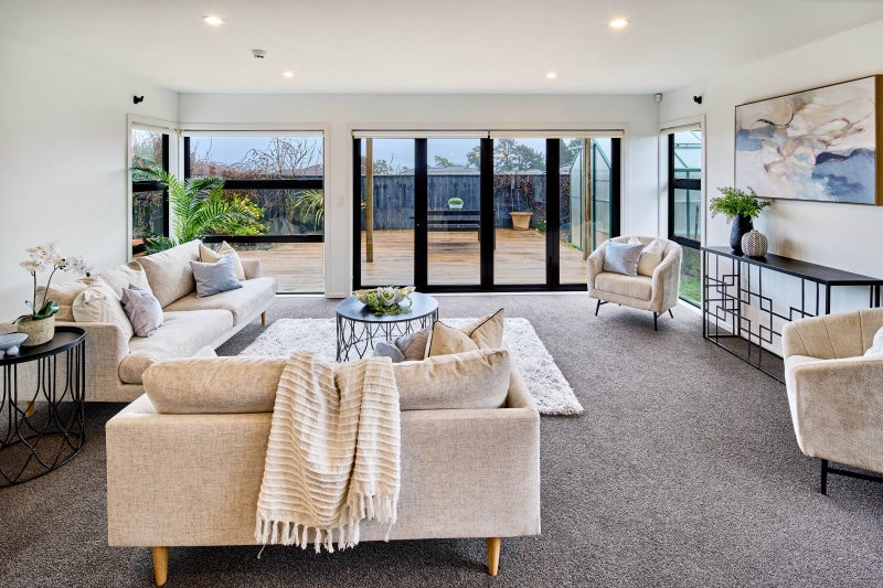 49 Sunstone Crescent, Brown Owl, Upper Hutt - Carousel 1