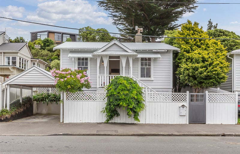 7 Bombay Street, Ngaio, Wellington - Carousel 1