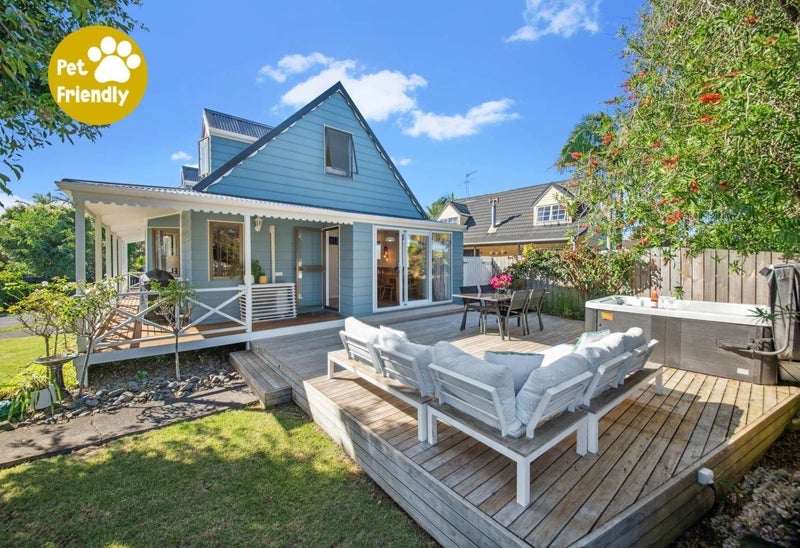 97 St Annes Crescent, Wattle Downs, Auckland - Carousel 1