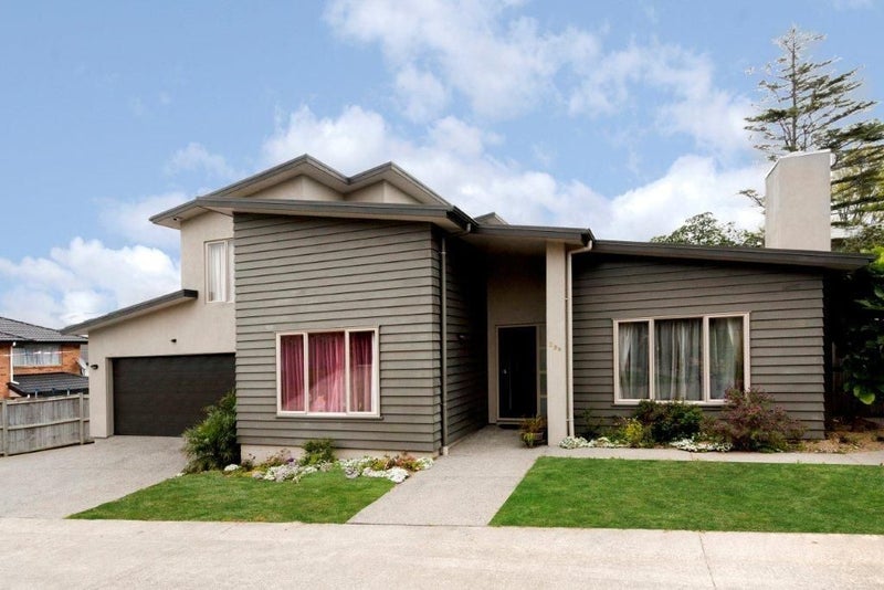 29D Paparoa Road, Cockle Bay, Auckland - Carousel 2