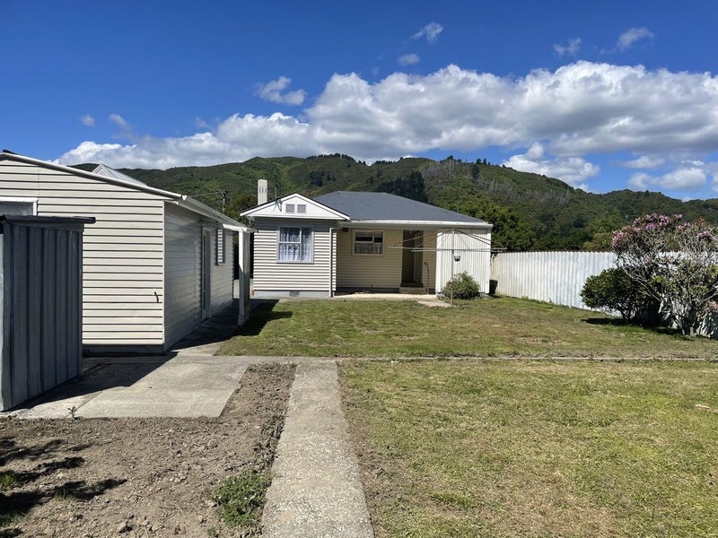 64 Dover Road, Wainuiomata, Lower Hutt - Carousel 14