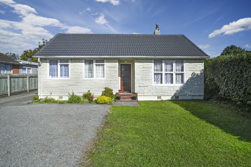 803 Collinge Road, Mayfair, Hastings - Carousel 11